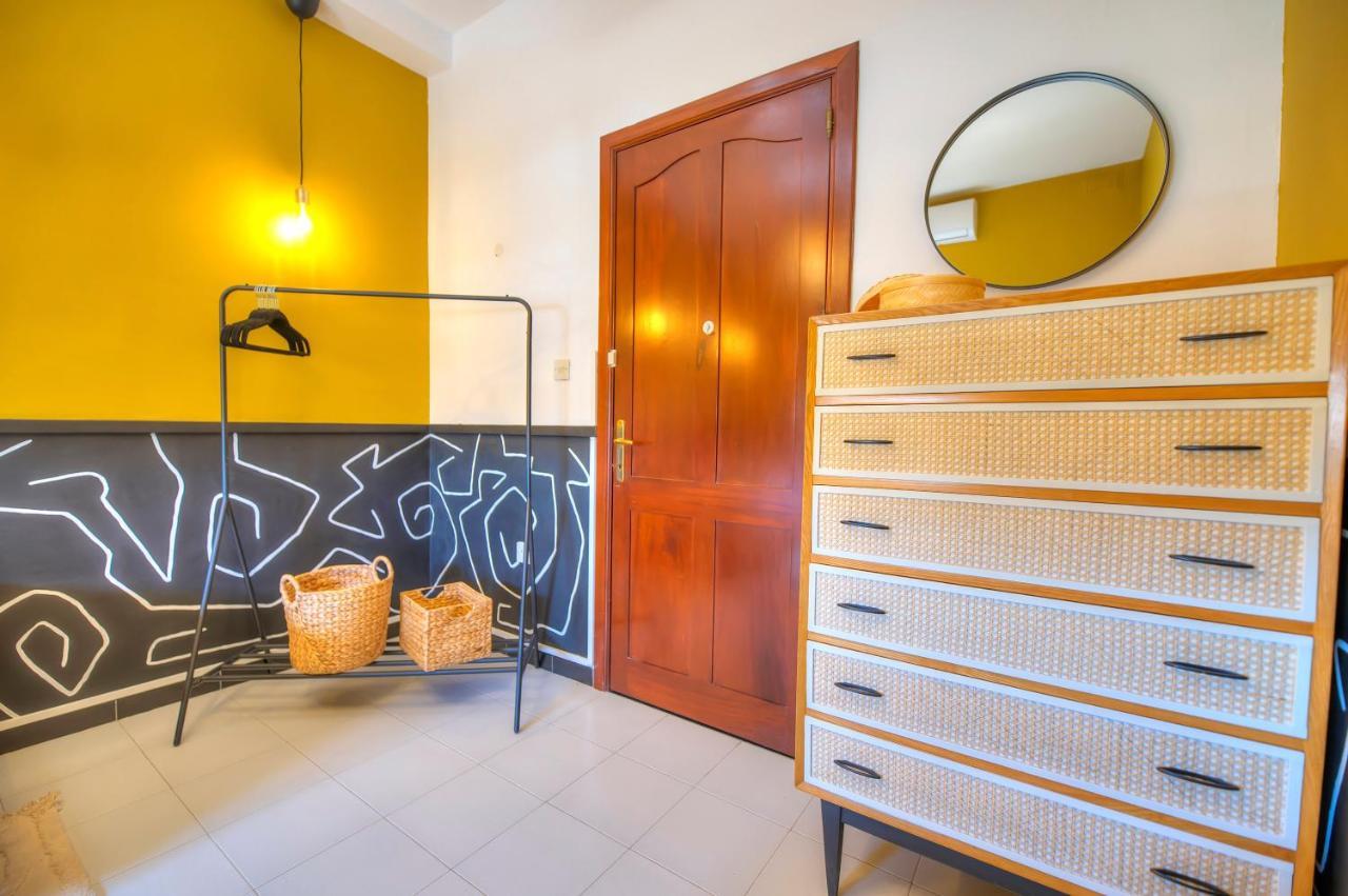 Beautifully Furnished Seafront 4 Bedrooms Goslm-4 Sliema Exterior photo